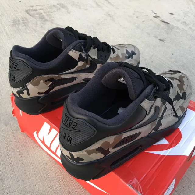 Custom Painted Desert Camo Nike Air Max 90