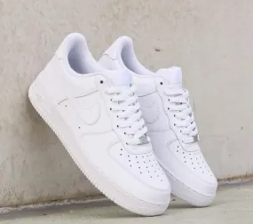 NIKE AIR FORCE 1 WHITE